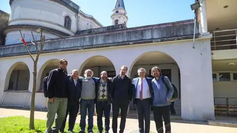 alberto fernandez cuatro medios curas villeros