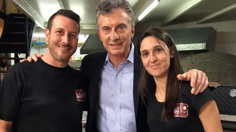 macri pizzeria cuatro medios ok