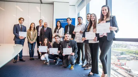 bbva premio cuatro medios banco 