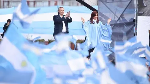 alberto fernandez cfk cuatro medios