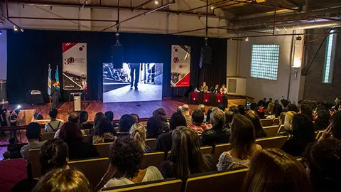 unq quilmes cuatro medios aula magna