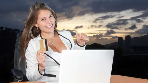 marketing-online-navidad cuatro medios compras avast