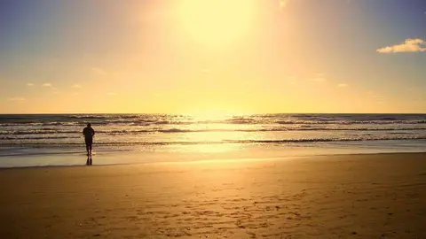 playa-cuatro medios vacaciones 2020