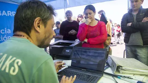 AUH bono cuatro medios 