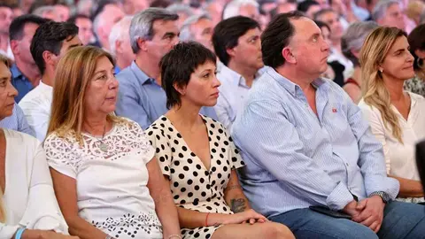 mayra mendoza arriba pymes kicillof