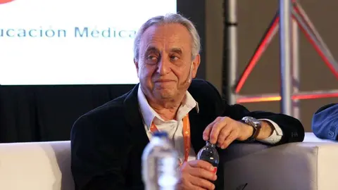pedro cahn cuatro medios