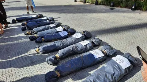 bolsas mortuorias juntos por el cambio