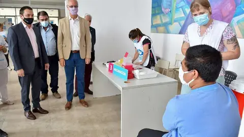 vacunacion unaj varela