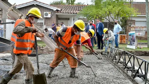 obras cruce varela calles asfalto
