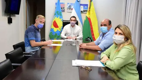 Reuni&oacute;n para acuerdo salarial FV