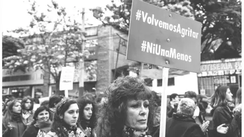 ni una menos varela