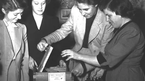 ley voto femenino argentina 70 años 2