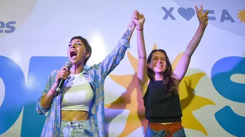 Mayra Mendoza con Cecilia Soler en Quilmes.