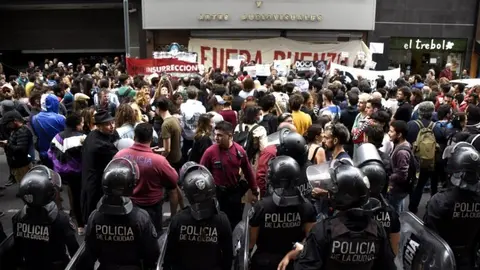 incaa protesta puenzo