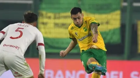 Defensa y Justicia Hurac&aacute;n empataron en Florencio Varela.