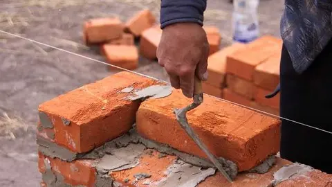 colocando_ladrillos
