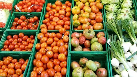 tomatoes-g1f6e69a3b_1280