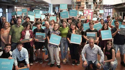 MAYRA NUEVAS AULAS EN EL EXNORMAL DE QUILMES 2