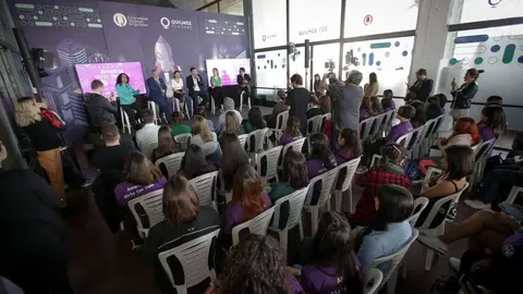 Americas Girls Can Code 1