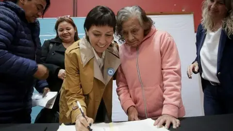 Mayra escritura
