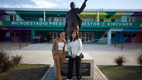 Mayra_CFK_Quilmes_Microestadio