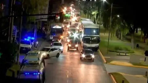 micros larga distancia en triangulo de bernal quilmes