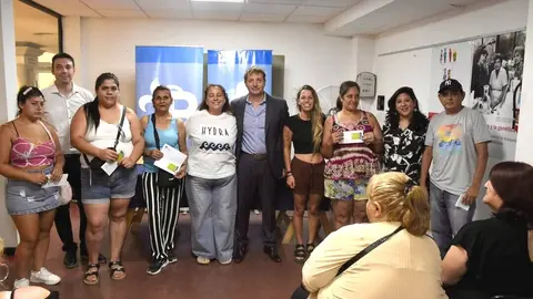 reconocimientoa vecinas almirante brown