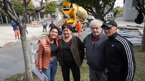 mayra mendoza en bernal oeste con vecinos