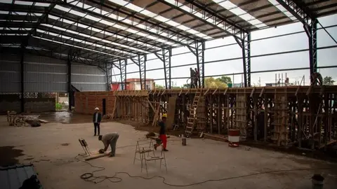 GqX_YalW4AA_xQU