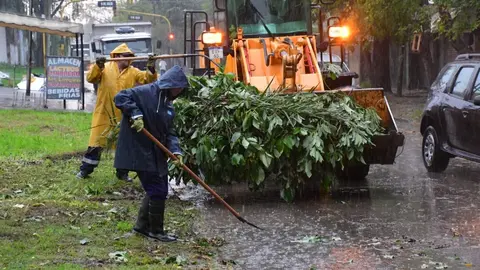 operativos en varela por la tormenta