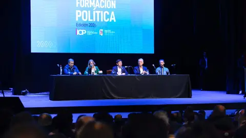 axel kicillof curso de formacion politica 2026