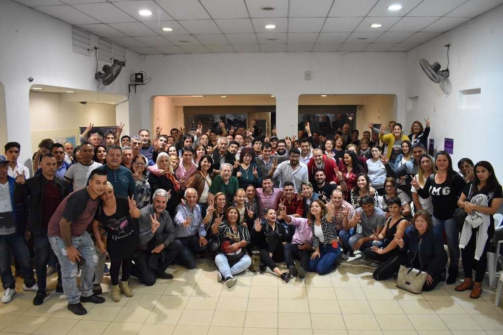 Festucca quilmes cuatro medios 2