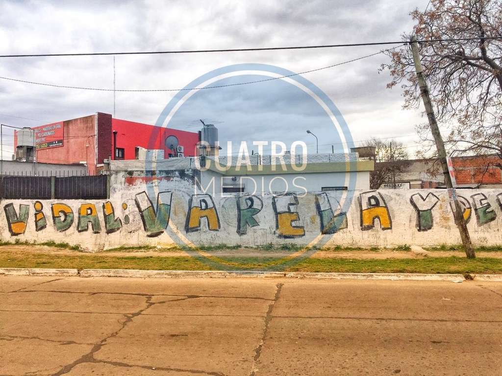 vidal cuatro medios defensa 2