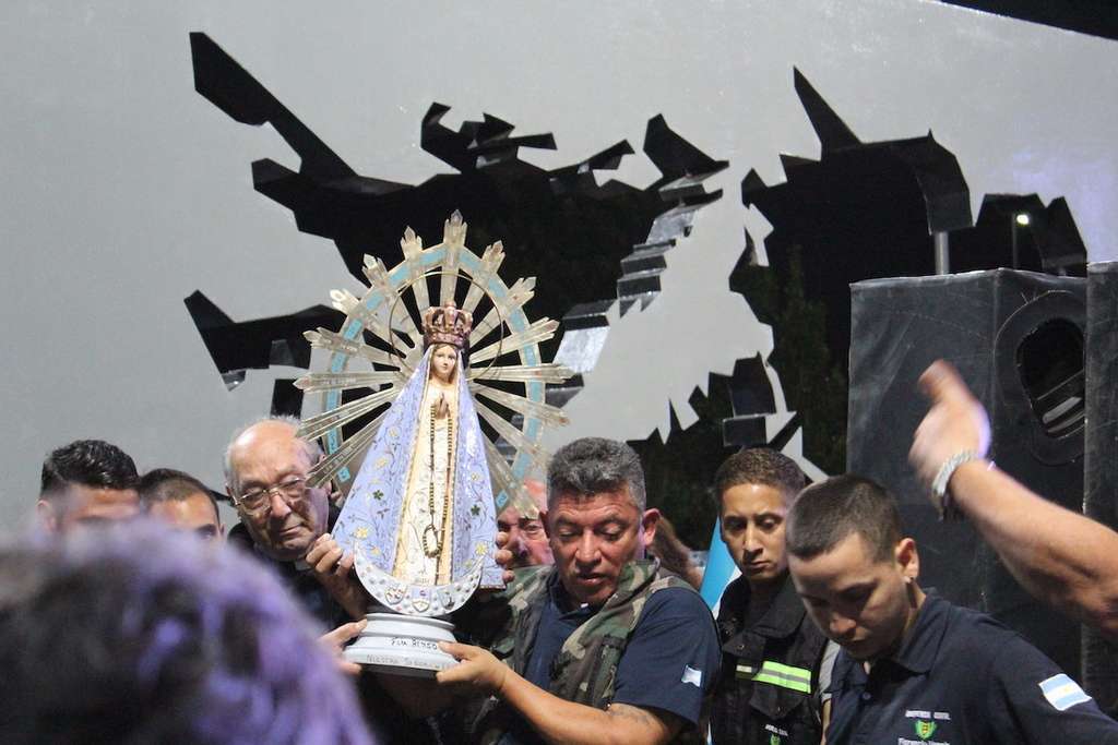Florencio Varela: 40 fotos de la visita de la Virgen de Luján que estuvo en Malvinas - Cuatro Medios
