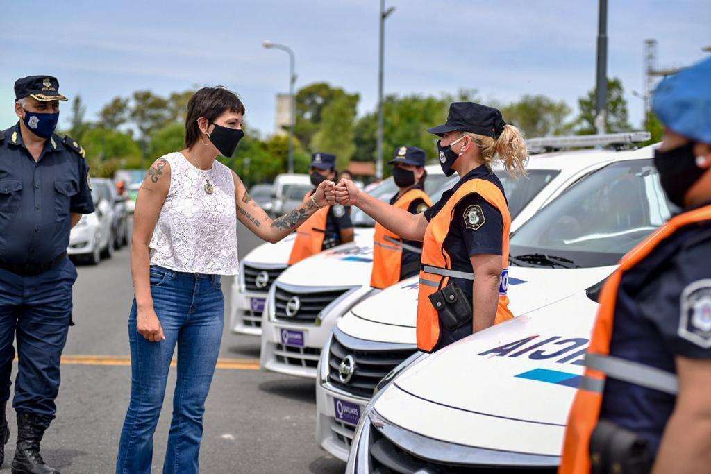 Mayra entrega de otros 10 patrulleros 3