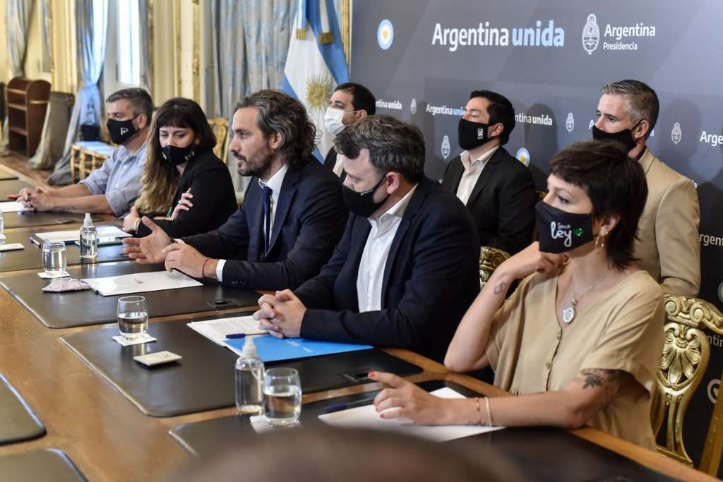 Mayra y Cafiero acta compromiso 2