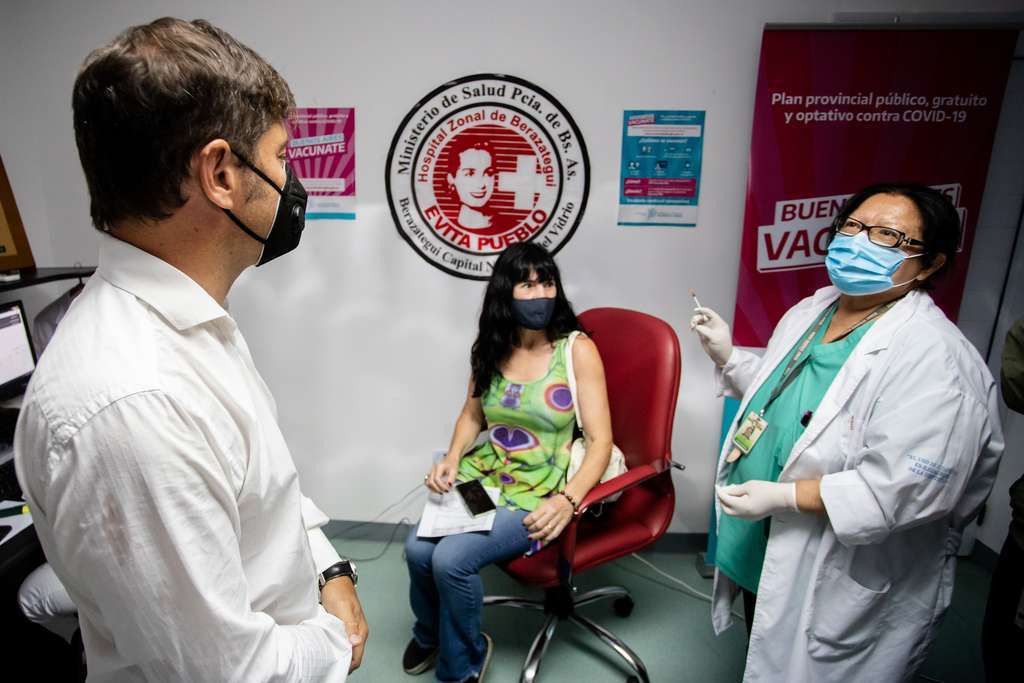 11 de enero de 2021. El Gobernador de la Provincia de Buenos Aires, Axel Kicillof, visitó el hospital Evita Pueblo de Berazategui junto al intendente Juan Jose Mussi.
Foto: Mariano Sanda