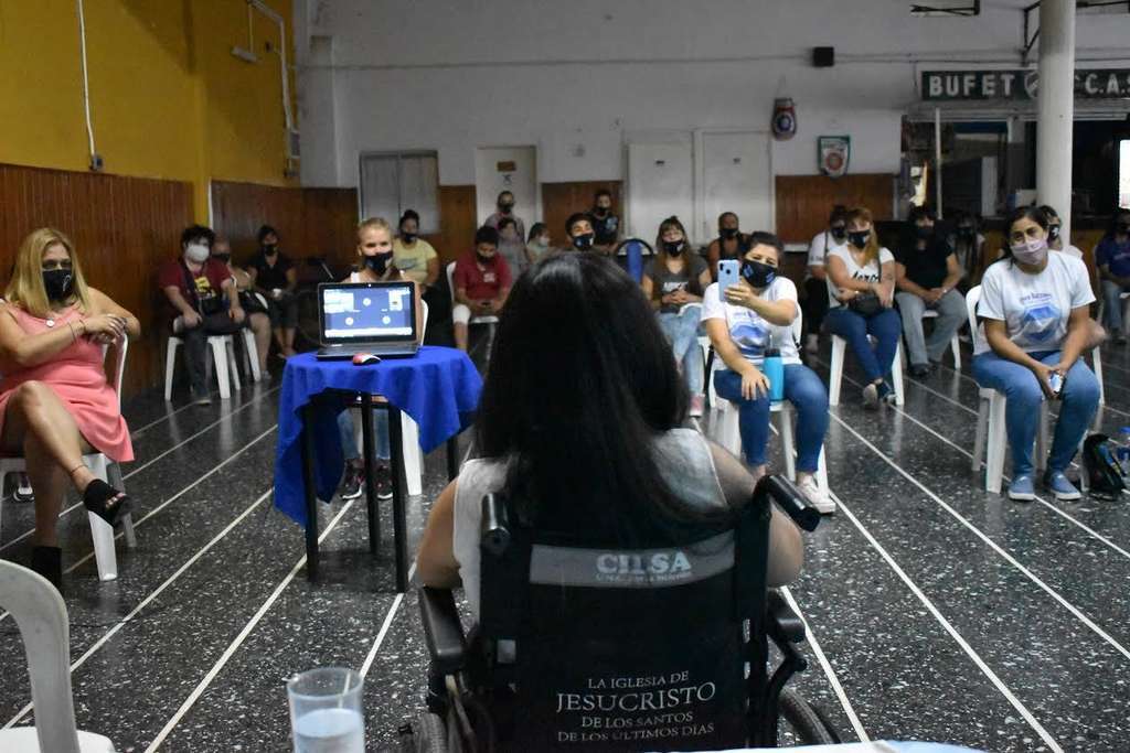 clubes de barrio quimes