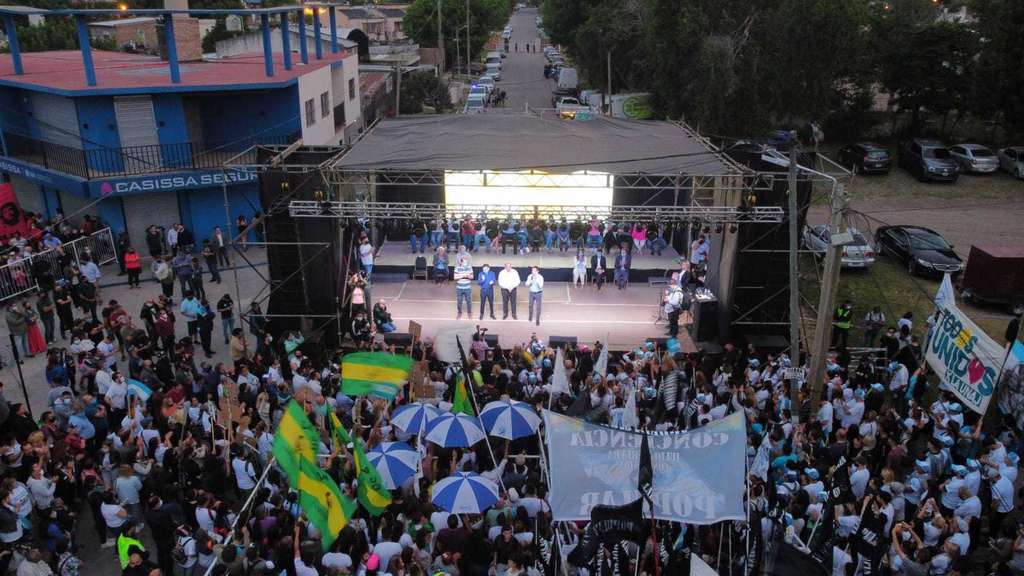Florencio Varela cierre campaña frente de todos watson andres