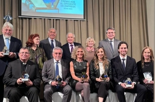 obispo premiacion